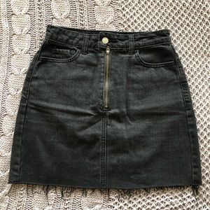 HOLISTER BLACK DENIUM SKIRT 🖤